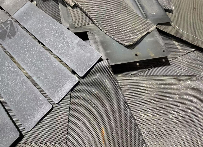 Recyclage des plaques de titane
